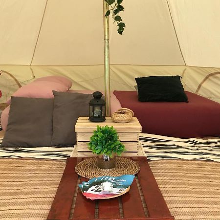 Glamping Kaki - Medium Bell Tent シンガポール エクステリア 写真