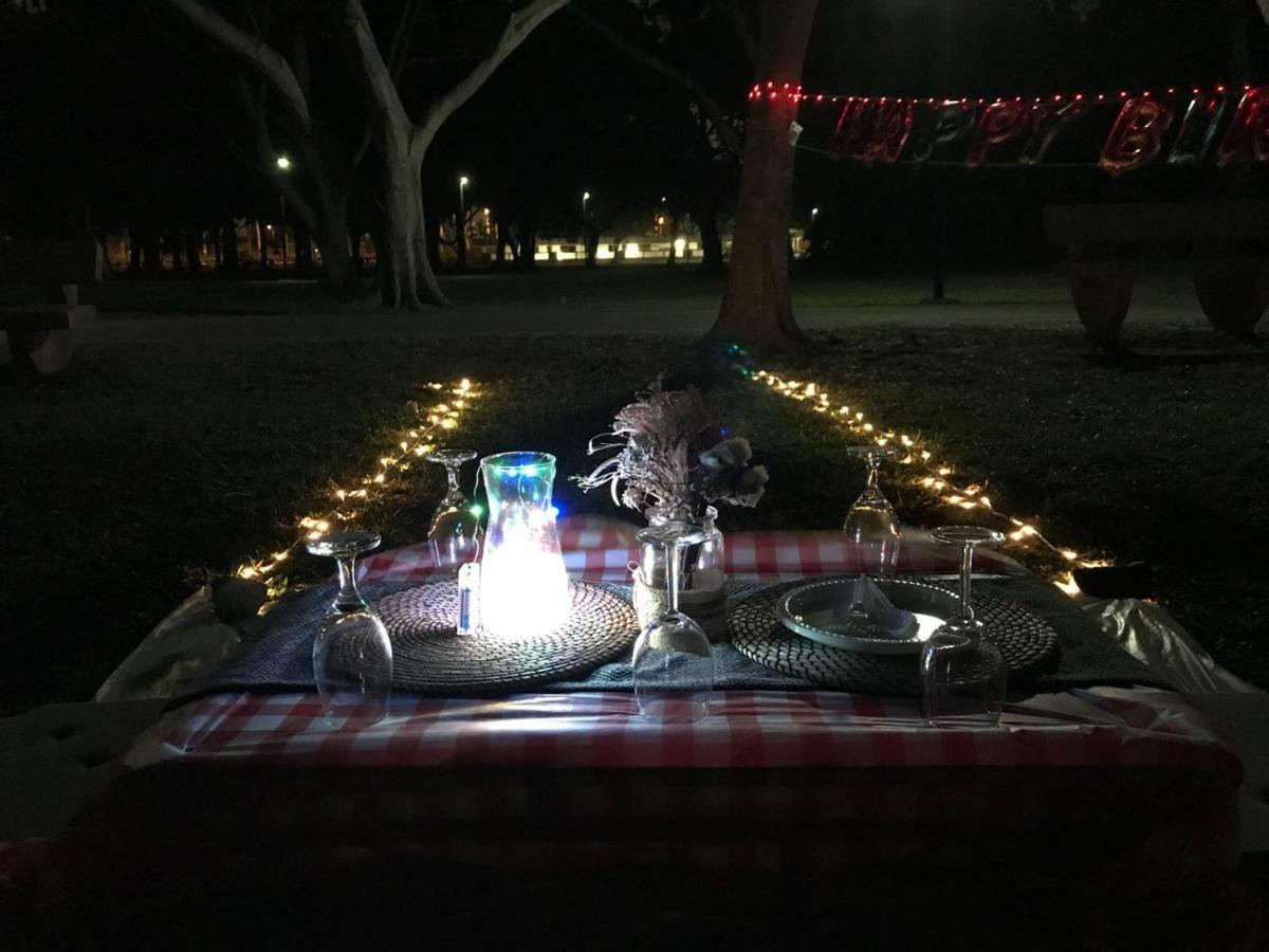 Glamping Kaki - Medium Bell Tent シンガポール エクステリア 写真